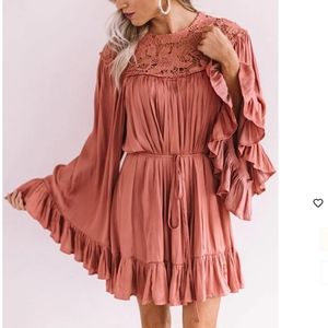 BOUTIQUE Floral Lace Midi Boho Dress Kimono Bell Sleeves Rose Medium NEW NWT